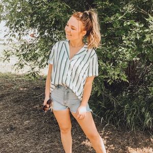 Collard Stripped Top